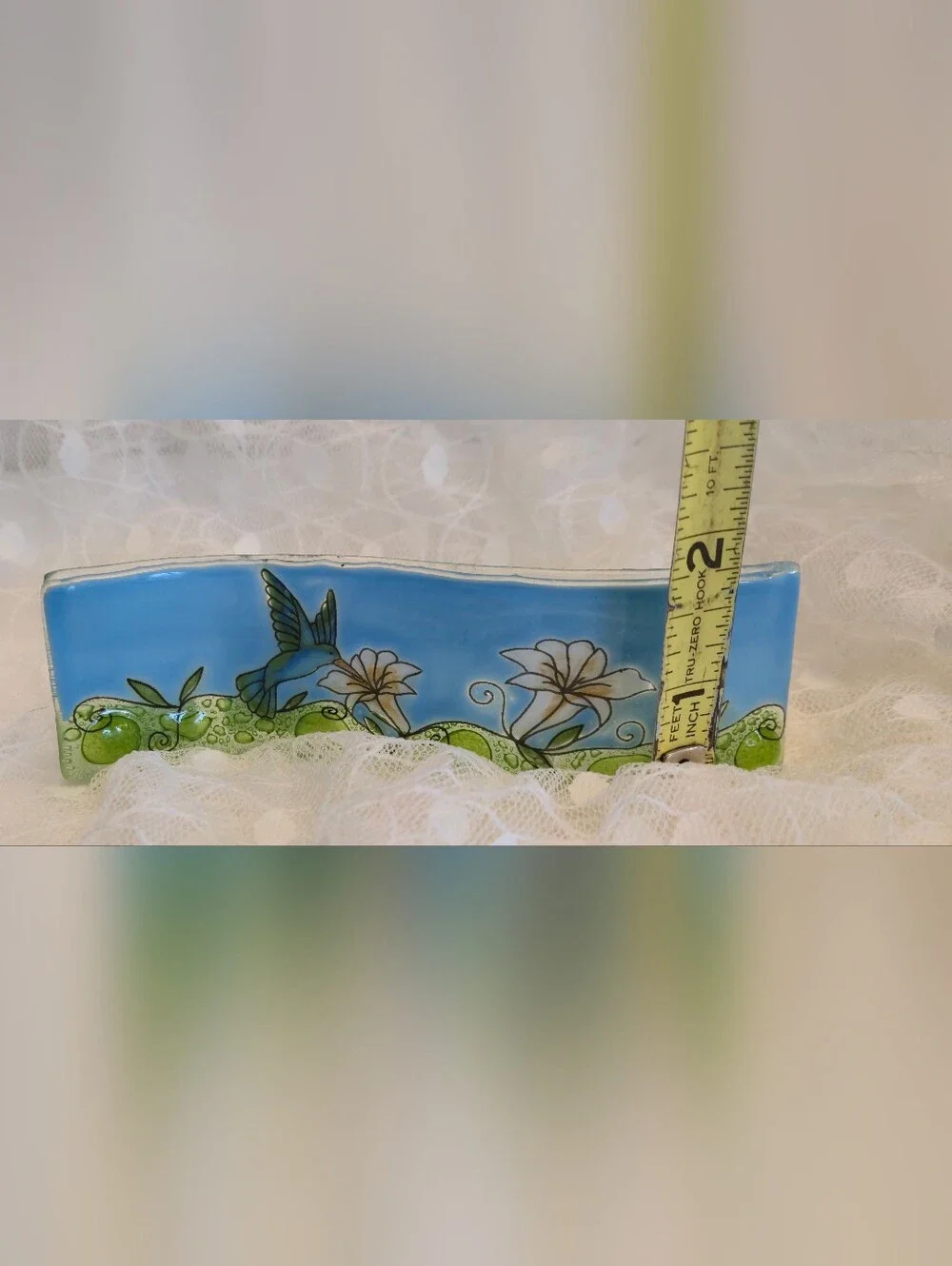 Pampeana  Hand  Painted Ecudor  Fused Glass Hummingbird  Eating Nectar